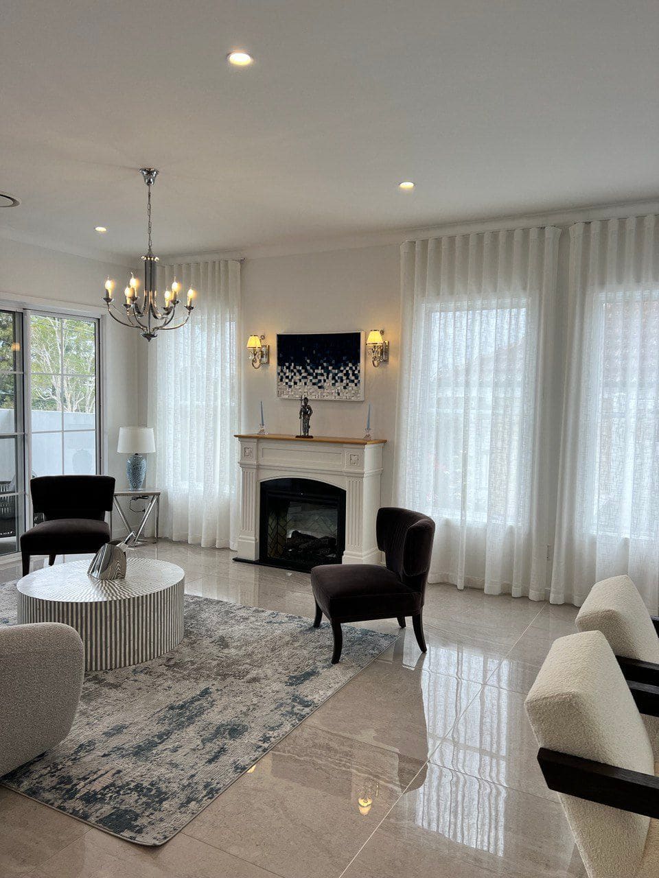 Living room with a fireplace