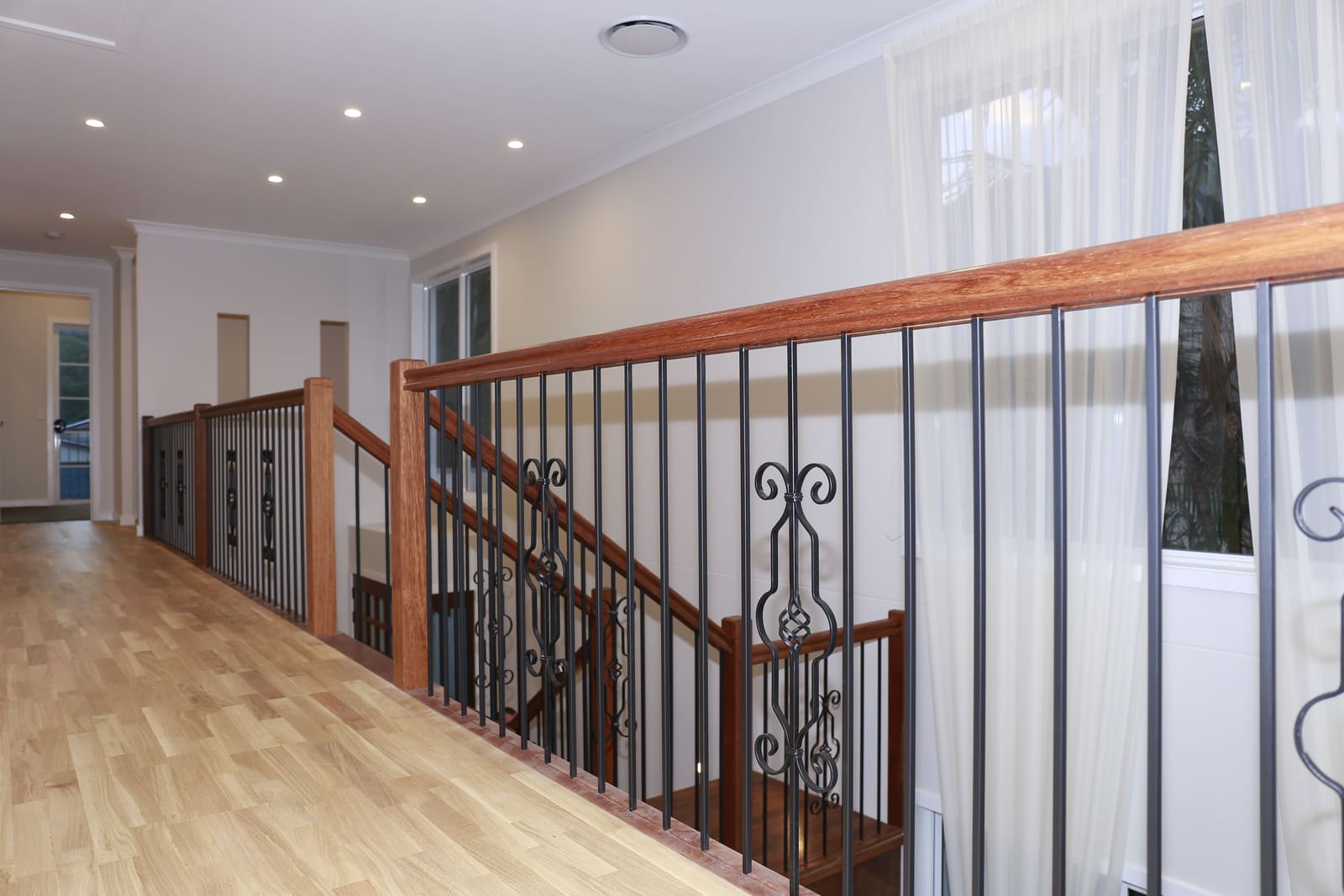 Upper landing with a timber balustrade